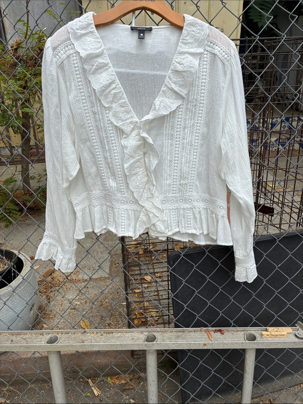 Aqua White Ruffled Lace-Trim Button Crop Blouse NWT Size XXL